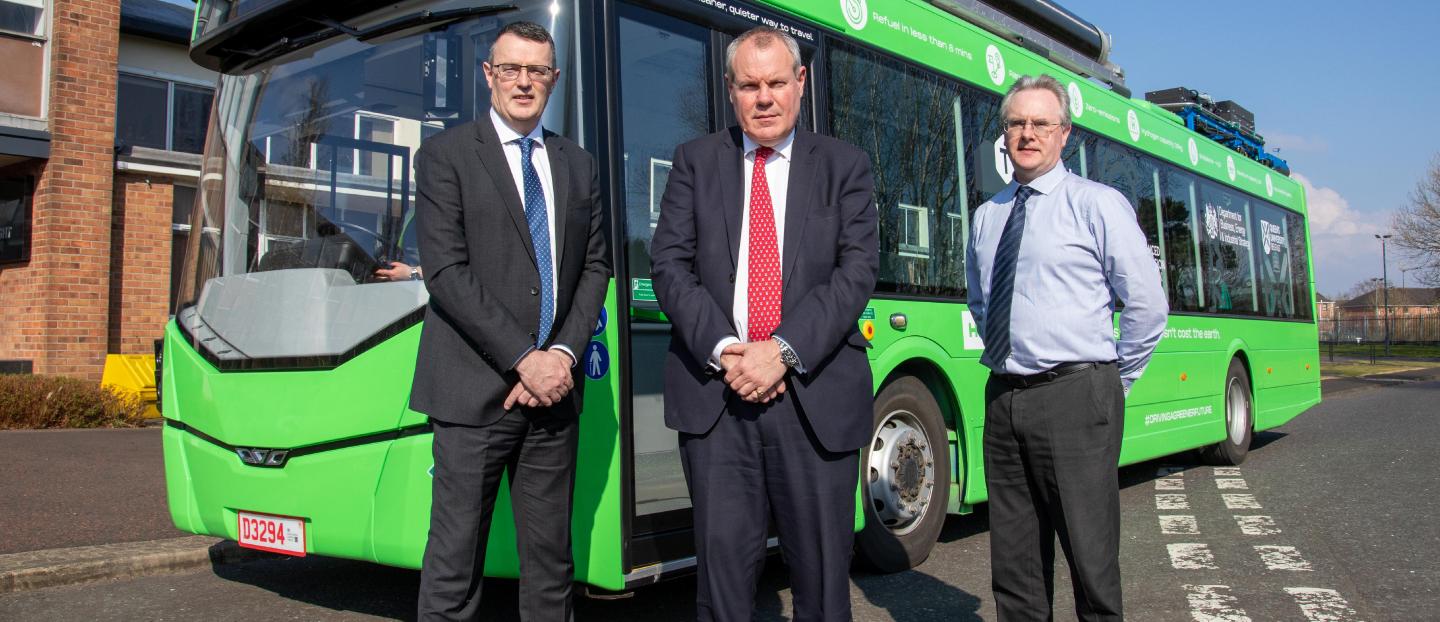 Minister of State for Northern Ireland Visits Wrightbus 