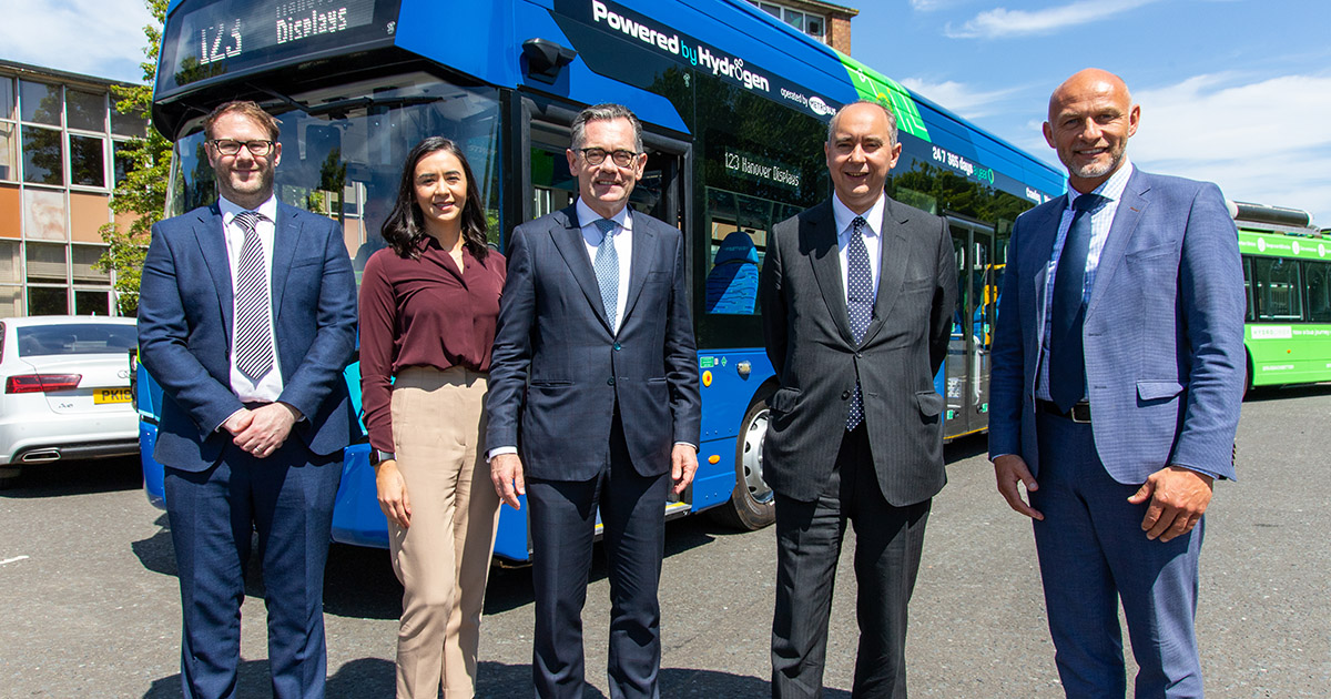 Lord Johnson visits Wrightbus Wrightbus