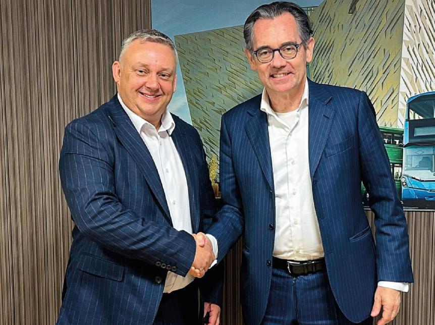 jean-marc gales shaking hands with ross cleaver