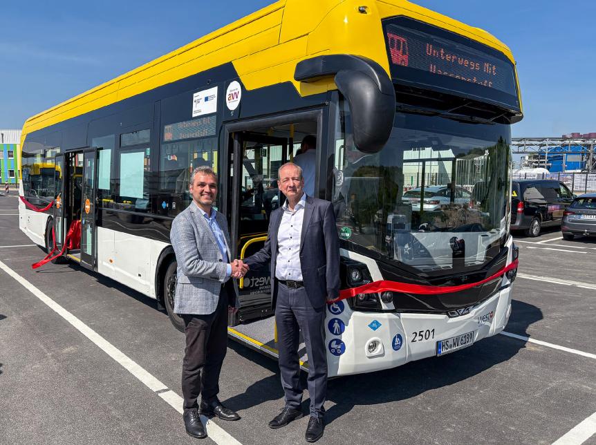 Launch of the WestVerkher buses in German. Ribbon cutting event