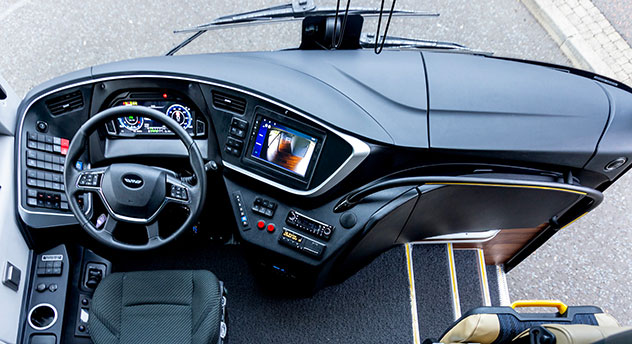 PREMIUM DRIVER ENVIRONMENT FOR COMFORT AND SAFETY