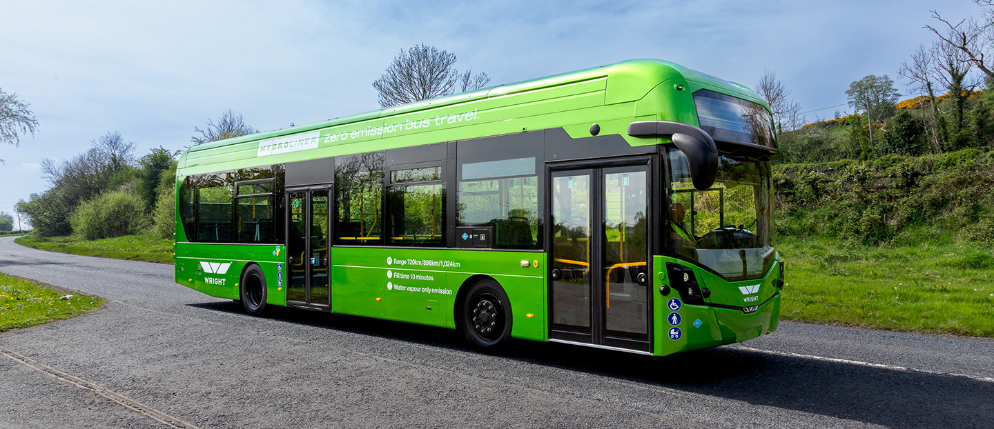 Hydrogen Fuel Cell Vehicles vs Hybrid Vehicles: Pros and Cons Explained